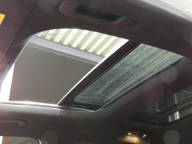 AMG GLB GLB35 4MATIC AMGﾊﾟﾌｫｰﾏﾝｽ&ｱﾄﾞﾊﾞﾝｽﾄﾞ&ﾅﾋﾞｹﾞｰｼｮﾝ&ﾚｰﾀﾞｰｾｰﾌﾃｨPKG　1ｵｰﾅｰ meｺﾈｸﾄ AMGｴｱﾛ 19ｲﾝﾁｱﾙﾐ ﾊﾟﾌｫｰﾏﾝｽｽﾃｱﾘﾝｸﾞ ﾄﾞﾗｲﾌﾞｺﾝﾄﾛｰﾙｽｲｯﾁ 赤黒革 ﾊﾟﾉﾗﾏｻﾝﾙｰﾌ MBUXﾅﾋﾞ 地ﾃﾞｼﾞ 360度ｶﾒﾗ ﾍｯﾄﾞｱｯﾌﾟD　2年保証付