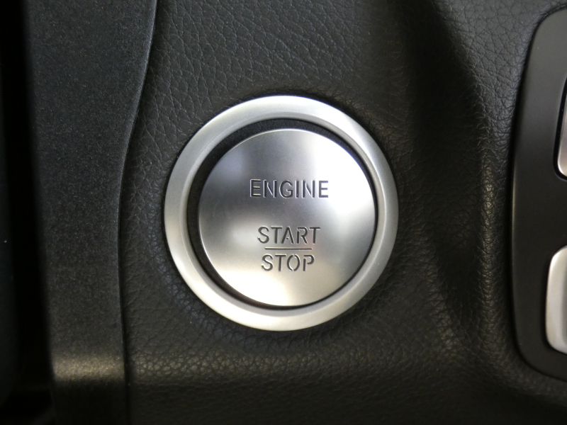 AMG Cクラス C63 ｸｰﾍﾟ ﾚｰﾀﾞｰｾｰﾌﾃｨPKG　AMG19ｲﾝﾁAW&AMGｴｱﾛ ﾌﾞﾗｯｸﾅｯﾊﾟﾚｻﾞｰ ﾅﾋﾞTV Bｶﾒﾗ Burmester 自動ﾄﾗﾝｸ/ﾌｯﾄOP ｴｱﾊﾞﾗﾝｽPKG/ﾊﾟﾌｭｰﾑｱﾄﾏｲｻﾞｰ AMGﾗｲﾄﾞｺﾝﾄﾛｰﾙｻｽ AMG強化ﾌﾞﾚｰｷ ﾄﾞﾗﾚｺ LEDﾍｯﾄﾞﾗｲﾄ/ｵｰﾄHB　2年保証付