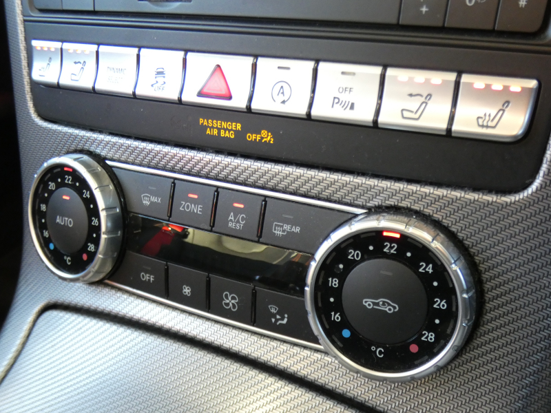 メルセデスベンツ SLCクラス SLC200 ｽﾎﾟｰﾂ ﾚｰﾀﾞｰｾｰﾌﾃｨPKG　1ｵｰﾅｰ ﾏｼﾞｯｸｽｶｲC ｽﾎﾟｰﾂｴｸﾞｿﾞｰｽﾄ ｷｰﾚｽｺﾞｰ 黒本革ｼｰﾄ/ﾋｰﾀｰ/ｴｱｽｶｰﾌ ﾅﾋﾞTV Bｶﾒﾗ Aｶｰﾌﾟﾚｲ ﾊﾟﾄﾞﾙｼﾌﾄ ﾀﾞｲﾅﾐｯｸｾﾚｸﾄ harman/kardon AMGｴｱﾛ&18AW LEDﾍｯﾄﾞﾗｲﾄ/ｱﾀﾞﾌﾟﾃｨﾌﾞHB　2年保証付