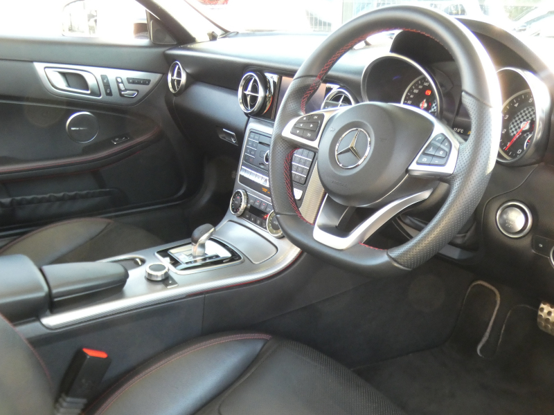 メルセデスベンツ SLCクラス SLC200 ｽﾎﾟｰﾂ ﾚｰﾀﾞｰｾｰﾌﾃｨPKG　1ｵｰﾅｰ ﾏｼﾞｯｸｽｶｲC ｽﾎﾟｰﾂｴｸﾞｿﾞｰｽﾄ ｷｰﾚｽｺﾞｰ 黒本革ｼｰﾄ/ﾋｰﾀｰ/ｴｱｽｶｰﾌ ﾅﾋﾞTV Bｶﾒﾗ Aｶｰﾌﾟﾚｲ ﾊﾟﾄﾞﾙｼﾌﾄ ﾀﾞｲﾅﾐｯｸｾﾚｸﾄ harman/kardon AMGｴｱﾛ&18AW LEDﾍｯﾄﾞﾗｲﾄ/ｱﾀﾞﾌﾟﾃｨﾌﾞHB　2年保証付