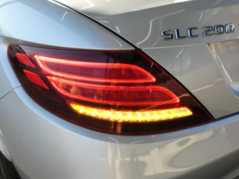 メルセデスベンツ SLCクラス SLC200 ｽﾎﾟｰﾂ ﾚｰﾀﾞｰｾｰﾌﾃｨPKG　1ｵｰﾅｰ ﾏｼﾞｯｸｽｶｲC ｽﾎﾟｰﾂｴｸﾞｿﾞｰｽﾄ ｷｰﾚｽｺﾞｰ 黒本革ｼｰﾄ/ﾋｰﾀｰ/ｴｱｽｶｰﾌ ﾅﾋﾞTV Bｶﾒﾗ Aｶｰﾌﾟﾚｲ ﾊﾟﾄﾞﾙｼﾌﾄ ﾀﾞｲﾅﾐｯｸｾﾚｸﾄ harman/kardon AMGｴｱﾛ&18AW LEDﾍｯﾄﾞﾗｲﾄ/ｱﾀﾞﾌﾟﾃｨﾌﾞHB　2年保証付