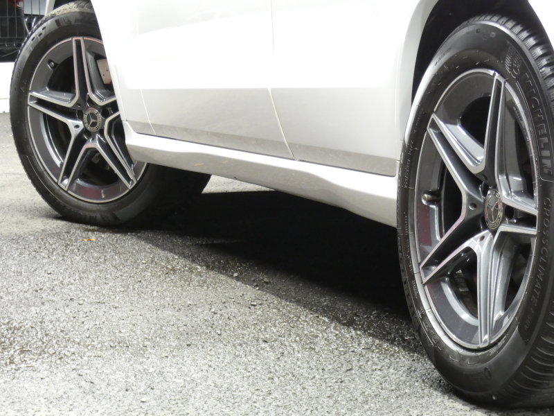 メルセデスベンツ GLCクーペ GLC220d 4MATIC ｸｰﾍﾟ AMGﾗｲﾝ ﾚｻﾞｰｴｸｽｸﾙｰｼﾌﾞ&ﾚｰﾀﾞｰｾｰﾌﾃｨPKG　後期 meｺﾈｸﾄ AMGｴｱﾛ&19AW 黒革/ﾍﾞﾝﾁﾚｰﾀｰ/ﾏｯｻｰｼﾞ ｻﾝﾙｰﾌ MBUXﾅﾋﾞ 地ﾃﾞｼﾞ 360度ｶﾒﾗ 前後ﾄﾞﾗﾚｺ Burmester ﾍｯﾄﾞｱｯﾌﾟD 自動ﾘｱｹﾞｰﾄ/ﾌｯﾄOP LEDﾍｯﾄﾞﾗｲﾄ　2年保証付