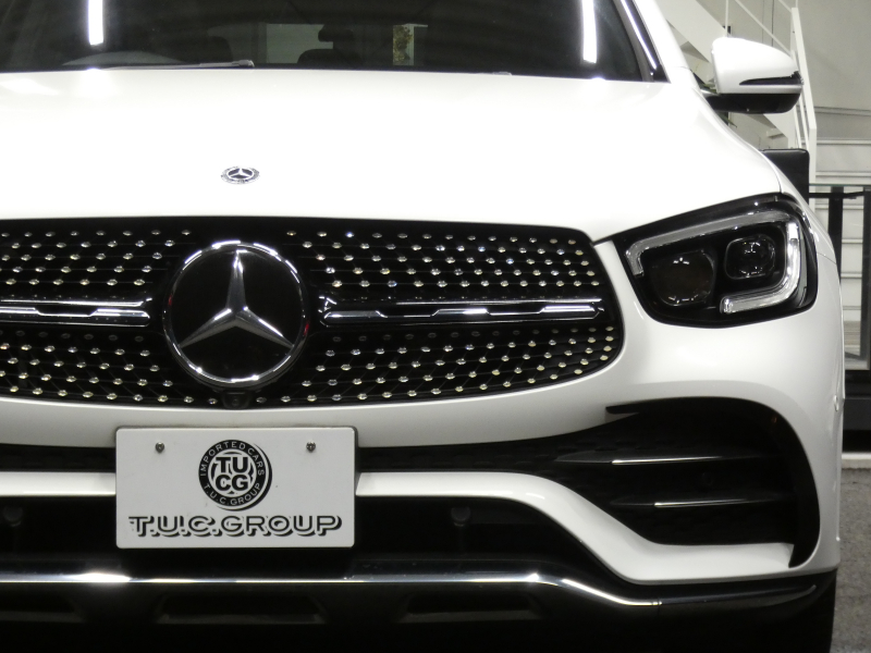 メルセデスベンツ GLCクーペ GLC220d 4MATIC ｸｰﾍﾟ AMGﾗｲﾝ ﾚｻﾞｰｴｸｽｸﾙｰｼﾌﾞ&ﾚｰﾀﾞｰｾｰﾌﾃｨPKG　後期 meｺﾈｸﾄ AMGｴｱﾛ&19AW 黒革/ﾍﾞﾝﾁﾚｰﾀｰ/ﾏｯｻｰｼﾞ ｻﾝﾙｰﾌ MBUXﾅﾋﾞ 地ﾃﾞｼﾞ 360度ｶﾒﾗ 前後ﾄﾞﾗﾚｺ Burmester ﾍｯﾄﾞｱｯﾌﾟD 自動ﾘｱｹﾞｰﾄ/ﾌｯﾄOP LEDﾍｯﾄﾞﾗｲﾄ　2年保証付