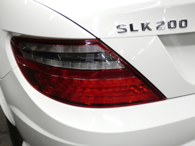 メルセデスベンツ SLKクラス SLK200 ﾚｰﾀﾞｰｾｰﾌﾃｨｴﾃﾞｨｼｮﾝ　100台限定車 AMGｽﾎﾟｰﾂPKG ﾏｼﾞｯｸｽｶｲR ﾍﾞﾝｶﾞﾙﾚｯﾄﾞﾅｯﾊﾟ革 ﾋｰﾀｰ&ｴｱｽｶｰﾌ ｱﾝﾋﾞｴﾝﾄﾗｲﾄ HDDﾅﾋﾞ 地ﾃﾞｼﾞ ﾊﾟｰｸﾄﾛﾆｯｸｾﾝｻｰ ﾊﾟﾄﾞﾙｼﾌﾄ ｷｾﾉﾝﾗｲﾄ/自動ﾊｲﾋﾞｰﾑ AMGｴｱﾛ&18ｲﾝﾁAW　2年保証付