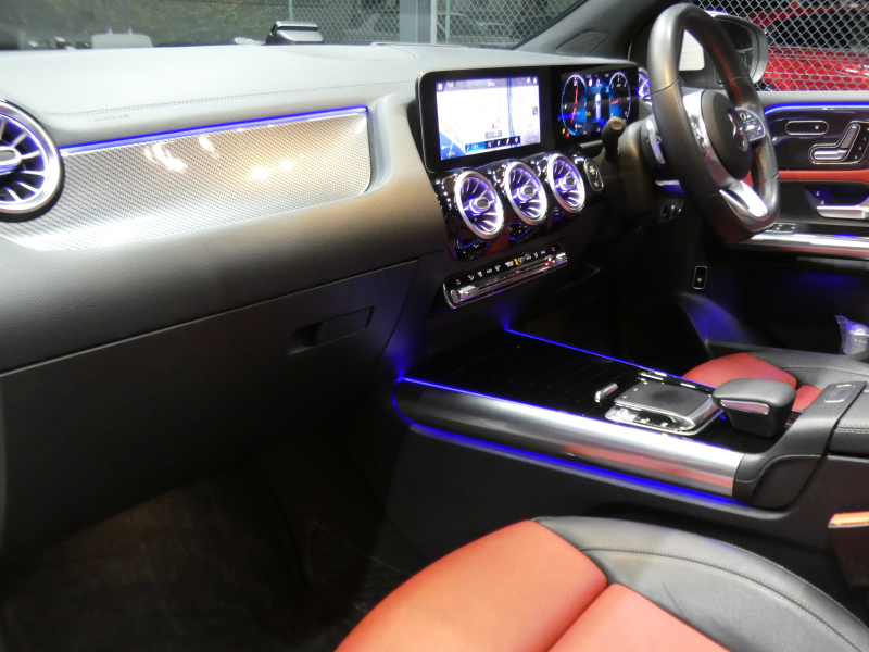 メルセデスベンツ Bクラス B200d AMGﾗｲﾝ AMGﾚｻﾞｰｴｸｽｸﾙｰｼﾌﾞ&ｱﾄﾞﾊﾞﾝｽﾄﾞ&ﾅﾋﾞ&ﾚｰﾀﾞｰｾｰﾌﾃｨPKG　meｺﾈｸﾄ 赤黒革 ﾊﾟﾉﾗﾏSR MBUXﾅﾋﾞTV 360ｶﾒﾗ ｱﾄﾞﾊﾞﾝｽﾄﾞｻｳﾝﾄﾞ ﾍｯﾄﾞｱｯﾌﾟD 前後ﾄﾞﾗﾚｺ 自動ﾘｱｹﾞｰﾄ LEDﾗｲﾄ/ｱﾀﾞﾌﾟﾃｨﾌﾞHB　2年保証付