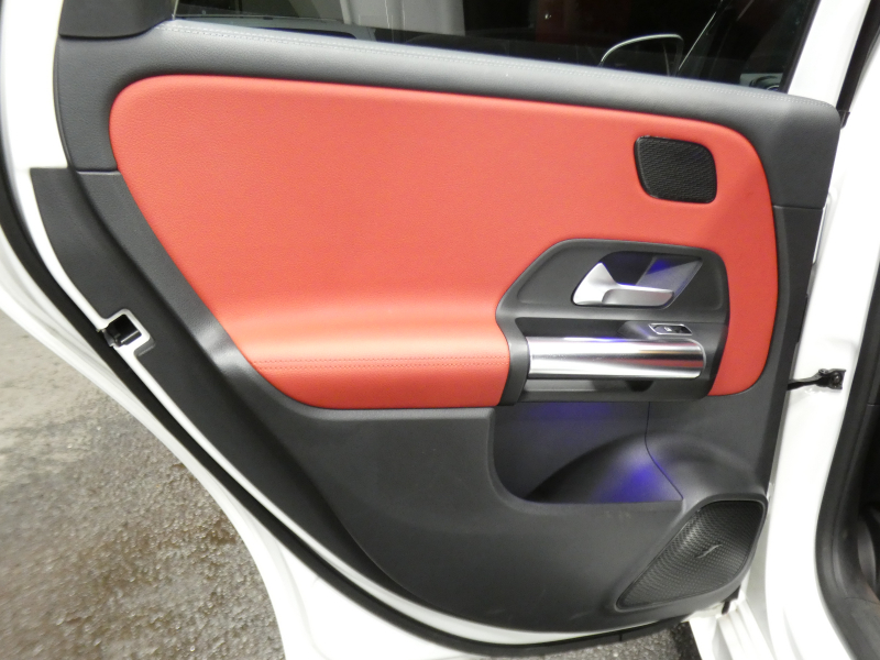 メルセデスベンツ Bクラス B200d AMGﾗｲﾝ AMGﾚｻﾞｰｴｸｽｸﾙｰｼﾌﾞ&ｱﾄﾞﾊﾞﾝｽﾄﾞ&ﾅﾋﾞ&ﾚｰﾀﾞｰｾｰﾌﾃｨPKG　meｺﾈｸﾄ 赤黒革 ﾊﾟﾉﾗﾏSR MBUXﾅﾋﾞTV 360ｶﾒﾗ ｱﾄﾞﾊﾞﾝｽﾄﾞｻｳﾝﾄﾞ ﾍｯﾄﾞｱｯﾌﾟD 前後ﾄﾞﾗﾚｺ 自動ﾘｱｹﾞｰﾄ LEDﾗｲﾄ/ｱﾀﾞﾌﾟﾃｨﾌﾞHB　2年保証付