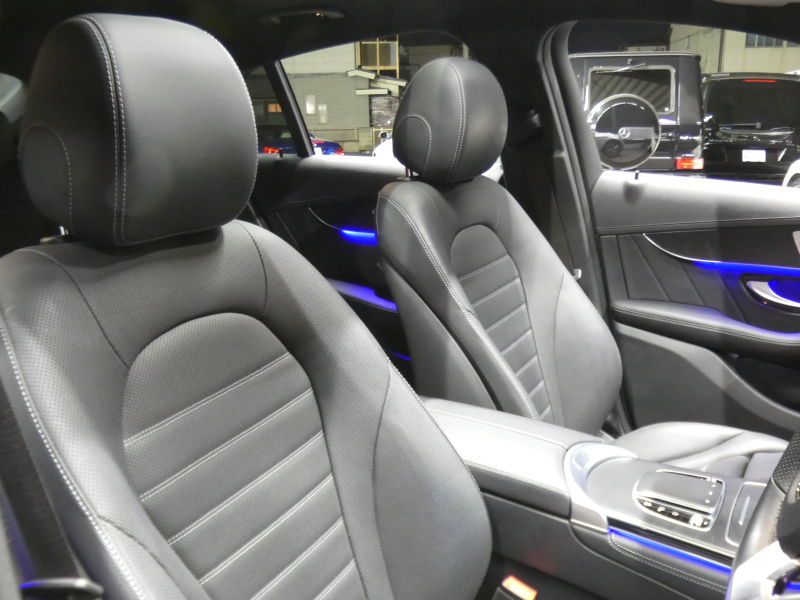 メルセデスベンツ GLCクーペ GLC220d 4MATIC ｸｰﾍﾟ AMGﾗｲﾝ ﾚｻﾞｰｴｸｽｸﾙｰｼﾌﾞ&ﾚｰﾀﾞｰｾｰﾌﾃｨPKG　後期 meｺﾈｸﾄ AMGｴｱﾛ&19AW 黒革/ﾍﾞﾝﾁﾚｰﾀｰ/ﾏｯｻｰｼﾞ ｻﾝﾙｰﾌ MBUXﾅﾋﾞ 地ﾃﾞｼﾞ 360度ｶﾒﾗ ﾄﾞﾗﾚｺ Burmester ﾍｯﾄﾞｱｯﾌﾟD 自動ﾘｱｹﾞｰﾄ/ﾌｯﾄOP LEDﾍｯﾄﾞﾗｲﾄ　2年保証付