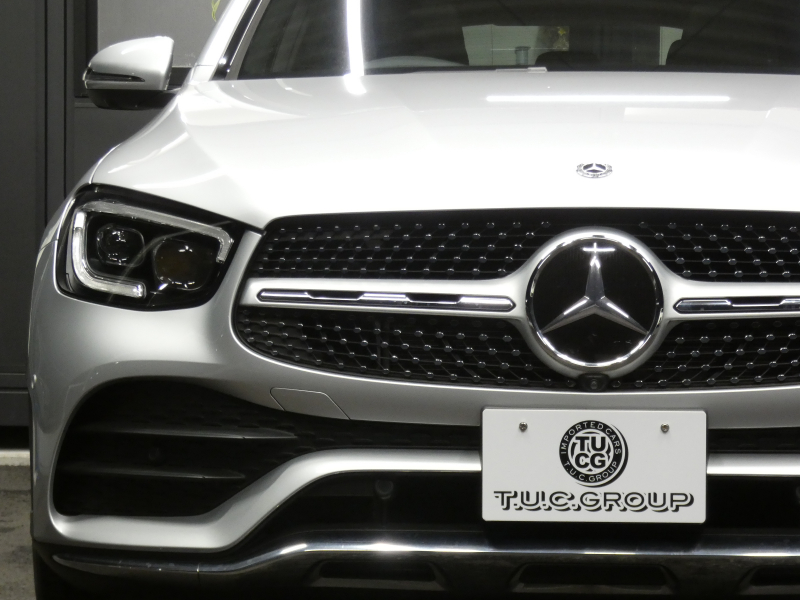 メルセデスベンツ GLCクーペ GLC220d 4MATIC ｸｰﾍﾟ AMGﾗｲﾝ ﾚｻﾞｰｴｸｽｸﾙｰｼﾌﾞ&ﾚｰﾀﾞｰｾｰﾌﾃｨPKG　後期 meｺﾈｸﾄ AMGｴｱﾛ&19AW 黒革/ﾍﾞﾝﾁﾚｰﾀｰ/ﾏｯｻｰｼﾞ ｻﾝﾙｰﾌ MBUXﾅﾋﾞ 地ﾃﾞｼﾞ 360度ｶﾒﾗ ﾄﾞﾗﾚｺ Burmester ﾍｯﾄﾞｱｯﾌﾟD 自動ﾘｱｹﾞｰﾄ/ﾌｯﾄOP LEDﾍｯﾄﾞﾗｲﾄ　2年保証付
