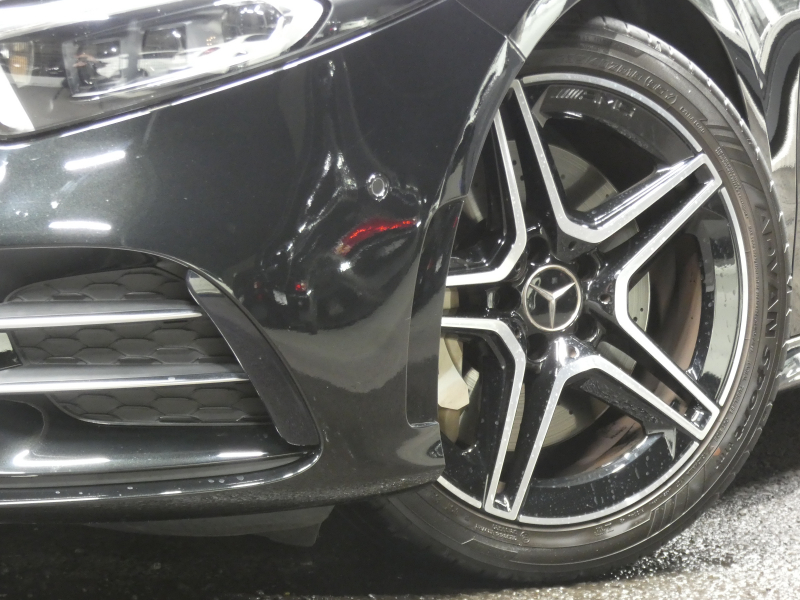 AMG Aクラス A35 4MATIC ｾﾀﾞﾝ AMGﾊﾟﾌｫｰﾏﾝｽ&AMGｱﾄﾞﾊﾞﾝｽﾄﾞ&ﾚｰﾀﾞｰｾｰﾌﾃｨPKG　meｺﾈｸﾄ AMGﾊﾟﾌｫｰﾏﾝｽｽﾃｱﾘﾝｸﾞ&ｼｰﾄ AMGｴｱﾛ&18ｲﾝﾁAW 強化ﾌﾞﾚｰｷ 灰黒革 ﾊﾟﾉﾗﾏSR MBUXﾅﾋﾞ 地ﾃﾞｼﾞ 360ｶﾒﾗ ﾍｯﾄﾞｱｯﾌﾟD ｱﾄﾞﾊﾞﾝｽﾄﾞS ﾄﾞﾗﾚｺ　2年保証付