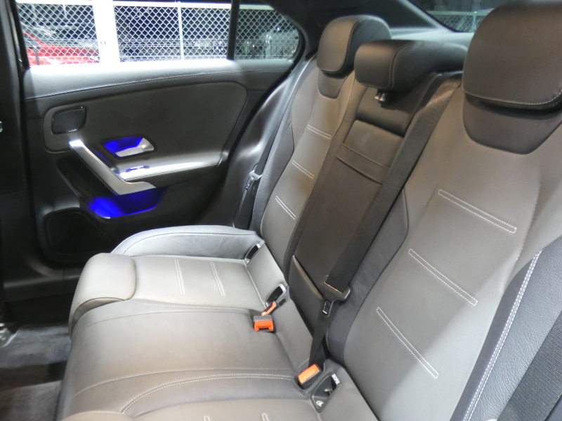 AMG Aクラス A35 4MATIC ｾﾀﾞﾝ AMGﾊﾟﾌｫｰﾏﾝｽ&AMGｱﾄﾞﾊﾞﾝｽﾄﾞ&ﾚｰﾀﾞｰｾｰﾌﾃｨPKG　meｺﾈｸﾄ AMGﾊﾟﾌｫｰﾏﾝｽｽﾃｱﾘﾝｸﾞ&ｼｰﾄ AMGｴｱﾛ&18ｲﾝﾁAW 強化ﾌﾞﾚｰｷ 灰黒革 ﾊﾟﾉﾗﾏSR MBUXﾅﾋﾞ 地ﾃﾞｼﾞ 360ｶﾒﾗ ﾍｯﾄﾞｱｯﾌﾟD ｱﾄﾞﾊﾞﾝｽﾄﾞS ﾄﾞﾗﾚｺ　2年保証付