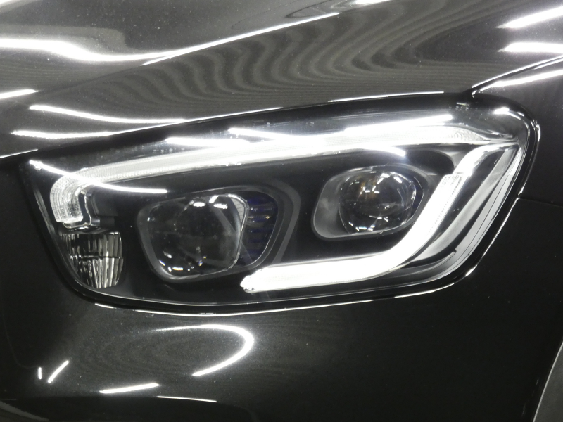 AMG GLCクーペ GLC43 4MATIC ｸｰﾍﾟ ﾚｻﾞｰｴｸｽｸﾙｰｼﾌﾞ&ﾚｰﾀﾞｰｾｰﾌﾃｨPKG　後期 1ｵｰﾅｰ 390ps meｺﾈｸﾄ 赤黒革/前後ﾋｰﾀｰ ｻﾝﾙｰﾌ MBUXﾅﾋﾞ 地ﾃﾞｼﾞ 360ｶﾒﾗ ﾍｯﾄﾞｱｯﾌﾟD Burmester ｴｱﾊﾞﾗﾝｽPKG 純正ﾄﾞﾗﾚｺ LEDﾍｯﾄﾞﾗｲﾄ AMGｴｱﾛ/20ｲﾝﾁAW　2年保証付