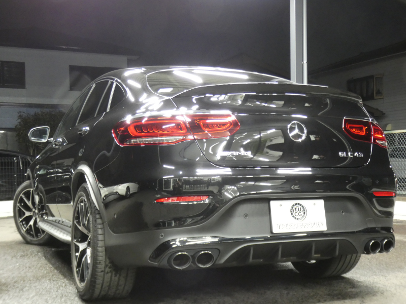 AMG GLCクーペ GLC43 4MATIC ｸｰﾍﾟ ﾚｻﾞｰｴｸｽｸﾙｰｼﾌﾞ&ﾚｰﾀﾞｰｾｰﾌﾃｨPKG　後期 1ｵｰﾅｰ 390ps meｺﾈｸﾄ 赤黒革/前後ﾋｰﾀｰ ｻﾝﾙｰﾌ MBUXﾅﾋﾞ 地ﾃﾞｼﾞ 360ｶﾒﾗ ﾍｯﾄﾞｱｯﾌﾟD Burmester ｴｱﾊﾞﾗﾝｽPKG 純正ﾄﾞﾗﾚｺ LEDﾍｯﾄﾞﾗｲﾄ AMGｴｱﾛ/20ｲﾝﾁAW　2年保証付