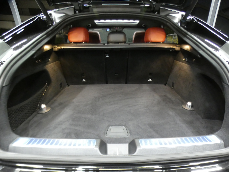 AMG GLCクーペ GLC43 4MATIC ｸｰﾍﾟ ﾚｻﾞｰｴｸｽｸﾙｰｼﾌﾞ&ﾚｰﾀﾞｰｾｰﾌﾃｨPKG　後期 1ｵｰﾅｰ 390ps meｺﾈｸﾄ 赤黒革/前後ﾋｰﾀｰ ｻﾝﾙｰﾌ MBUXﾅﾋﾞ 地ﾃﾞｼﾞ 360ｶﾒﾗ ﾍｯﾄﾞｱｯﾌﾟD Burmester ｴｱﾊﾞﾗﾝｽPKG 純正ﾄﾞﾗﾚｺ LEDﾍｯﾄﾞﾗｲﾄ AMGｴｱﾛ/20ｲﾝﾁAW　2年保証付