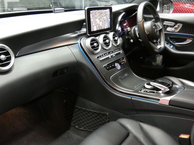 メルセデスベンツ Cクラス C220d ﾛｰﾚｳｽｴﾃﾞｨｼｮﾝ ﾚｰﾀﾞｰｾｰﾌﾃｨPKG　特別仕様車 9速AT meｺﾈｸﾄ ｷｰﾚｽｺﾞｰ 黒革/ｼｰﾄﾋｰﾀｰ HDDﾅﾋﾞ 地ﾃﾞｼﾞ Bｶﾒﾗ 前後ﾄﾞﾗﾚｺ ﾊﾟﾄﾞﾙｼﾌﾄ LEDﾍｯﾄﾞﾗｲﾄ/自動HB ｱﾝﾋﾞｴﾝﾄﾗｲﾄ AMGｴｱﾛ&18ｲﾝﾁAW　2年保証付