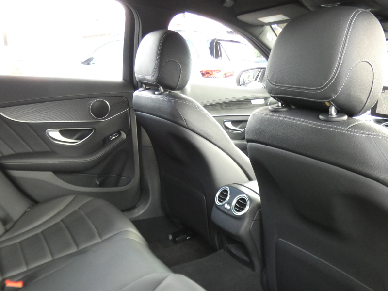 メルセデスベンツ Cクラス C200 AVG AMGﾗｲﾝ ﾍﾞｰｼｯｸ&ﾚｰﾀﾞｰｾｰﾌﾃｨPKG　ｷｰﾚｽｺﾞｰ 黒革ｼｰﾄ/ﾋｰﾀｰ HDDﾅﾋﾞ 地ﾃﾞｼﾞ Bｶﾒﾗ ﾊﾟｰｸﾄﾛﾆｯｸ ﾊﾟﾄﾞﾙｼﾌﾄ ﾄﾗﾝｸｽﾙｰ LEDﾗｲﾄ/自動ﾊｲﾋﾞｰﾑ AMGｴｱﾛ/AMG18AW　2年保証付