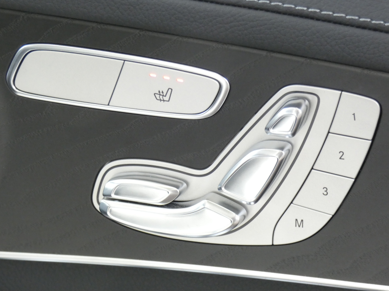 メルセデスベンツ Cクラス C200 AVG AMGﾗｲﾝ ﾍﾞｰｼｯｸ&ﾚｰﾀﾞｰｾｰﾌﾃｨPKG　ｷｰﾚｽｺﾞｰ 黒革ｼｰﾄ/ﾋｰﾀｰ HDDﾅﾋﾞ 地ﾃﾞｼﾞ Bｶﾒﾗ ﾊﾟｰｸﾄﾛﾆｯｸ ﾊﾟﾄﾞﾙｼﾌﾄ ﾄﾗﾝｸｽﾙｰ LEDﾗｲﾄ/自動ﾊｲﾋﾞｰﾑ AMGｴｱﾛ/AMG18AW　2年保証付