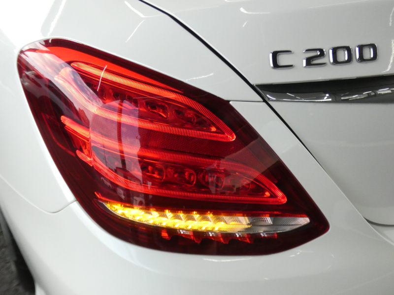 メルセデスベンツ Cクラス C200 AVG AMGﾗｲﾝ ﾍﾞｰｼｯｸ&ﾚｰﾀﾞｰｾｰﾌﾃｨPKG　ｷｰﾚｽｺﾞｰ 黒革ｼｰﾄ/ﾋｰﾀｰ HDDﾅﾋﾞ 地ﾃﾞｼﾞ Bｶﾒﾗ ﾊﾟｰｸﾄﾛﾆｯｸ ﾊﾟﾄﾞﾙｼﾌﾄ ﾄﾗﾝｸｽﾙｰ LEDﾗｲﾄ/自動ﾊｲﾋﾞｰﾑ AMGｴｱﾛ/AMG18AW　2年保証付