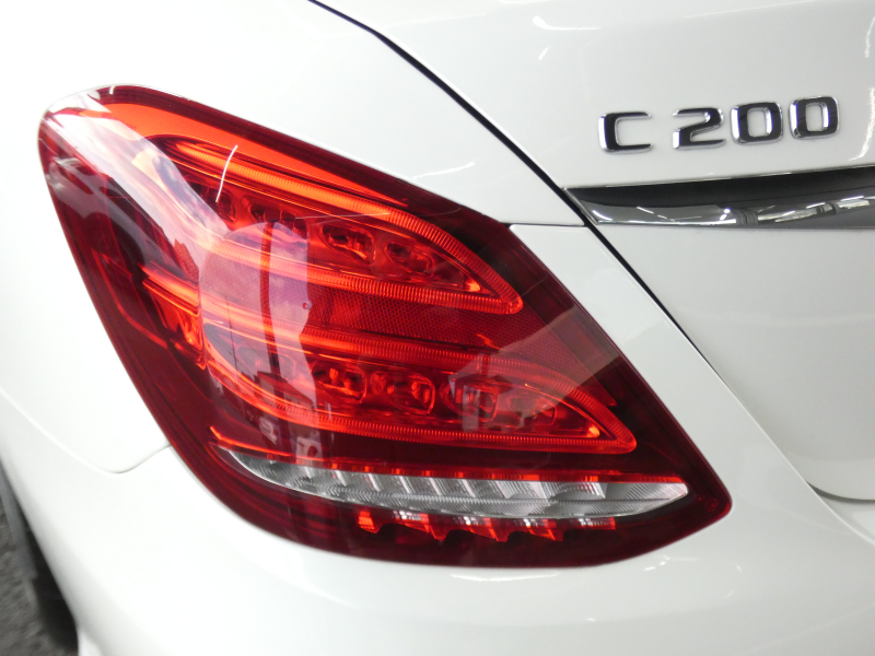 メルセデスベンツ Cクラス C200 AVG AMGﾗｲﾝ ﾍﾞｰｼｯｸ&ﾚｰﾀﾞｰｾｰﾌﾃｨPKG　ｷｰﾚｽｺﾞｰ 黒革ｼｰﾄ/ﾋｰﾀｰ HDDﾅﾋﾞ 地ﾃﾞｼﾞ Bｶﾒﾗ ﾊﾟｰｸﾄﾛﾆｯｸ ﾊﾟﾄﾞﾙｼﾌﾄ ﾄﾗﾝｸｽﾙｰ LEDﾗｲﾄ/自動ﾊｲﾋﾞｰﾑ AMGｴｱﾛ/AMG18AW　2年保証付