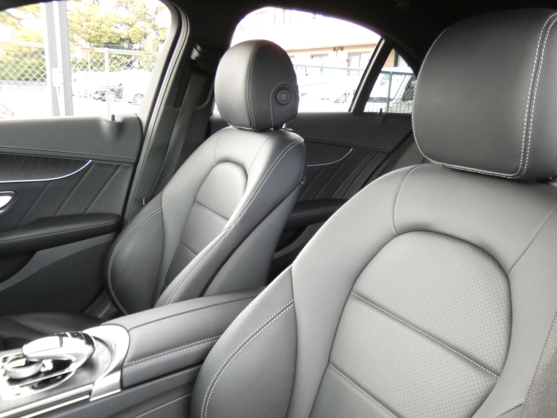 メルセデスベンツ Cクラス C200 AVG AMGﾗｲﾝ ﾍﾞｰｼｯｸ&ﾚｰﾀﾞｰｾｰﾌﾃｨPKG　ｷｰﾚｽｺﾞｰ 黒革ｼｰﾄ/ﾋｰﾀｰ HDDﾅﾋﾞ 地ﾃﾞｼﾞ Bｶﾒﾗ ﾊﾟｰｸﾄﾛﾆｯｸ ﾊﾟﾄﾞﾙｼﾌﾄ ﾄﾗﾝｸｽﾙｰ LEDﾗｲﾄ/自動ﾊｲﾋﾞｰﾑ AMGｴｱﾛ/AMG18AW　2年保証付