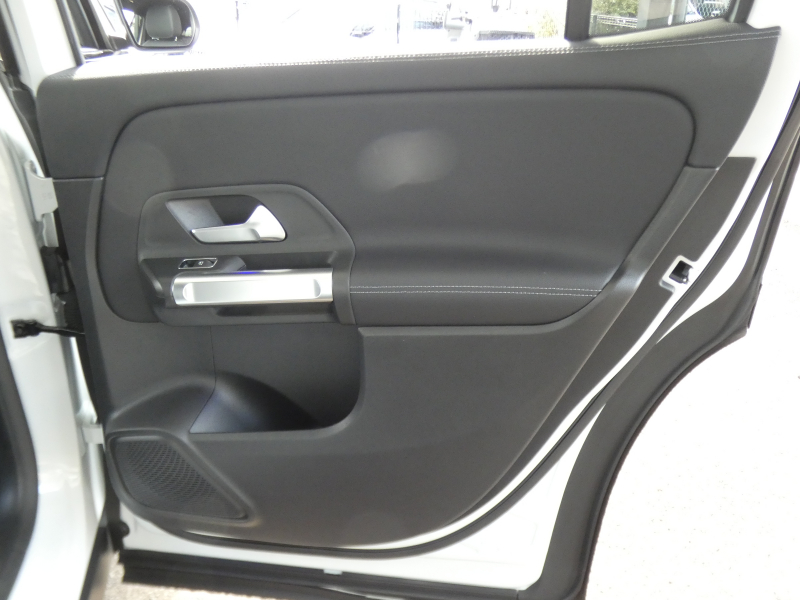 メルセデスベンツ GLB GLB250 4MATIC ｽﾎﾟｰﾂ ﾅｲﾄ&ﾚｰﾀﾞｰｾｰﾌﾃｨPKG　meｺﾈｸﾄ ｷｰﾚｽｺﾞｰ AMGｴｱﾛ&20ｲﾝﾁAW 黒本革ｼｰﾄ MBUXﾅﾋﾞ 地ﾃﾞｼﾞ 360度ｶﾒﾗ ﾀﾞｲﾅﾐｯｸｾﾚｸﾄ ﾊﾟﾄﾞﾙｼﾌﾄ 前後ﾄﾞﾗﾚｺ 自動ﾘｱｹﾞｰﾄ/ﾌｯﾄOP LEDﾍｯﾄﾞﾗｲﾄ ｵｰﾄHB　2年保証付