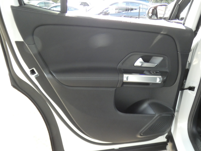 メルセデスベンツ GLB GLB250 4MATIC ｽﾎﾟｰﾂ ﾅｲﾄ&ﾚｰﾀﾞｰｾｰﾌﾃｨPKG　meｺﾈｸﾄ ｷｰﾚｽｺﾞｰ AMGｴｱﾛ&20ｲﾝﾁAW 黒本革ｼｰﾄ MBUXﾅﾋﾞ 地ﾃﾞｼﾞ 360度ｶﾒﾗ ﾀﾞｲﾅﾐｯｸｾﾚｸﾄ ﾊﾟﾄﾞﾙｼﾌﾄ 前後ﾄﾞﾗﾚｺ 自動ﾘｱｹﾞｰﾄ/ﾌｯﾄOP LEDﾍｯﾄﾞﾗｲﾄ ｵｰﾄHB　2年保証付