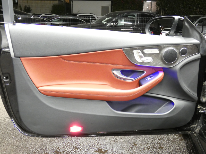 メルセデスベンツ Cクラス C180 ｸｰﾍﾟ ｽﾎﾟｰﾂ ﾚｻﾞｰｴｸｽｸﾙｰｼﾌﾞ&ﾚｰﾀﾞｰｾｰﾌﾃｨPKG　後期 meｺﾈｸﾄ 赤本革 ﾊﾟﾉﾗﾏSR ﾅﾋﾞTV Aｶｰﾌﾟﾚｲ Bｶﾒﾗ ﾍｯﾄﾞｱｯﾌﾟD ｴｱﾊﾞﾗﾝｽPKG ﾀﾞｲﾅﾐｯｸｾﾚｸﾄ AMGｴｱﾛ AMG19ｲﾝﾁAW LEDﾍｯﾄﾞﾗｲﾄ　2年保証付