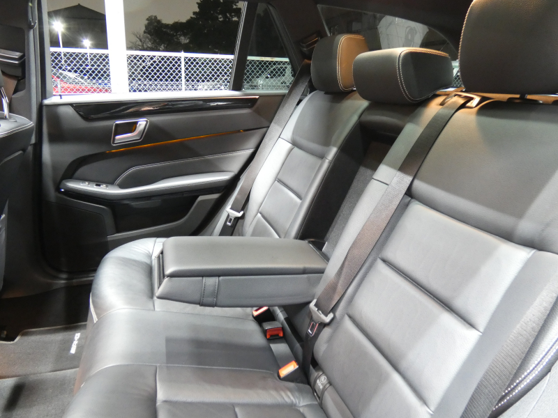 メルセデスベンツ Eクラス E250 ｽﾃｰｼｮﾝﾜｺﾞﾝ AVG AMGｽﾎﾟｰﾂ&ﾚｰﾀﾞｰｾｰﾌﾃｨPKG　後期 ｷｰﾚｽｺﾞｰ 黒本革ｼｰﾄ/前後ﾋｰﾀｰ ﾊﾟﾉﾗﾏｻﾝﾙｰﾌ HDDﾅﾋﾞ 地ﾃﾞｼﾞ 360度ｶﾒﾗ 純正ﾄﾞﾗﾚｺ ﾊﾟﾄﾞﾙｼﾌﾄ 自動ﾘｱｹﾞｰﾄ/ﾌｯﾄOP LEDﾍｯﾄﾞﾗｲﾄ AMGｴｱﾛ/18AW　2年保証付