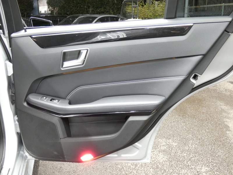 メルセデスベンツ Eクラス E250 ｽﾃｰｼｮﾝﾜｺﾞﾝ AVG AMGｽﾎﾟｰﾂ&ﾚｰﾀﾞｰｾｰﾌﾃｨPKG　後期 ｷｰﾚｽｺﾞｰ 黒本革ｼｰﾄ/前後ﾋｰﾀｰ ﾊﾟﾉﾗﾏｻﾝﾙｰﾌ HDDﾅﾋﾞ 地ﾃﾞｼﾞ 360度ｶﾒﾗ 純正ﾄﾞﾗﾚｺ ﾊﾟﾄﾞﾙｼﾌﾄ 自動ﾘｱｹﾞｰﾄ/ﾌｯﾄOP LEDﾍｯﾄﾞﾗｲﾄ AMGｴｱﾛ/18AW　2年保証付