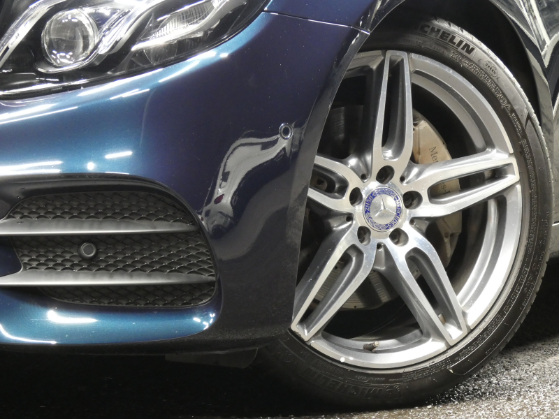 メルセデスベンツ Eクラス E200 ｱﾊﾞﾝｷﾞｬﾙﾄﾞ ｽﾎﾟｰﾂ ﾚｰﾀﾞｰｾｰﾌﾃｨPKG　希少ﾎﾞﾃﾞｨｶﾗｰ AMGｴｱﾛ&19ｲﾝﾁAW ｺﾝﾋﾞ革ｼｰﾄ ﾅﾋﾞTV 360度ｶﾒﾗ Aｶｰﾌﾟﾚｲ ﾀﾞｲﾅﾐｯｸｾﾚｸﾄ ｱﾝﾋﾞｴﾝﾄﾗｲﾄ LEDﾗｲﾄ/ｱﾀﾞﾌﾟﾃｨﾌﾞHB　2年保証付