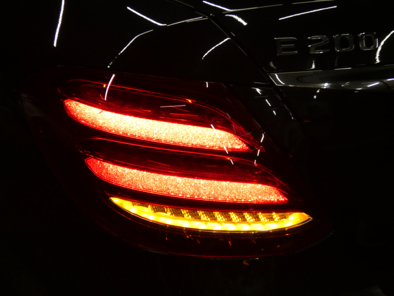 メルセデスベンツ Eクラス E200 ｱﾊﾞﾝｷﾞｬﾙﾄﾞ ｽﾎﾟｰﾂ ﾚｰﾀﾞｰｾｰﾌﾃｨPKG　希少ﾎﾞﾃﾞｨｶﾗｰ AMGｴｱﾛ&19ｲﾝﾁAW ｺﾝﾋﾞ革ｼｰﾄ ﾅﾋﾞTV 360度ｶﾒﾗ Aｶｰﾌﾟﾚｲ ﾀﾞｲﾅﾐｯｸｾﾚｸﾄ ｱﾝﾋﾞｴﾝﾄﾗｲﾄ LEDﾗｲﾄ/ｱﾀﾞﾌﾟﾃｨﾌﾞHB　2年保証付