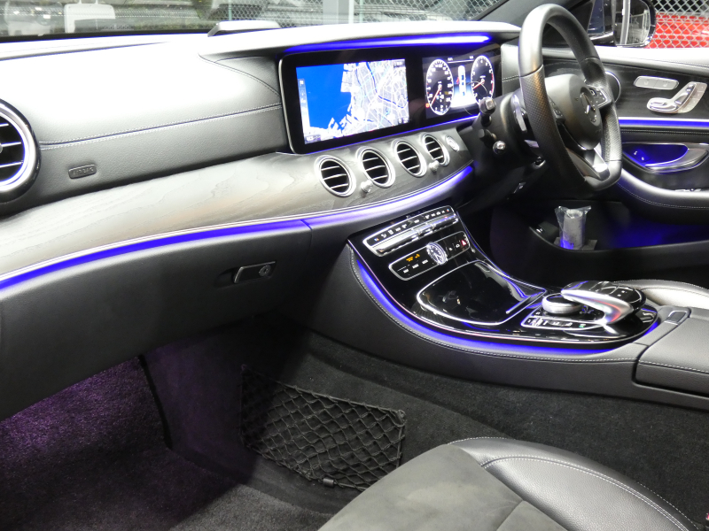 メルセデスベンツ Eクラス E200 ｱﾊﾞﾝｷﾞｬﾙﾄﾞ ｽﾎﾟｰﾂ ﾚｰﾀﾞｰｾｰﾌﾃｨPKG　希少ﾎﾞﾃﾞｨｶﾗｰ AMGｴｱﾛ&19ｲﾝﾁAW ｺﾝﾋﾞ革ｼｰﾄ ﾅﾋﾞTV 360度ｶﾒﾗ Aｶｰﾌﾟﾚｲ ﾀﾞｲﾅﾐｯｸｾﾚｸﾄ ｱﾝﾋﾞｴﾝﾄﾗｲﾄ LEDﾗｲﾄ/ｱﾀﾞﾌﾟﾃｨﾌﾞHB　2年保証付