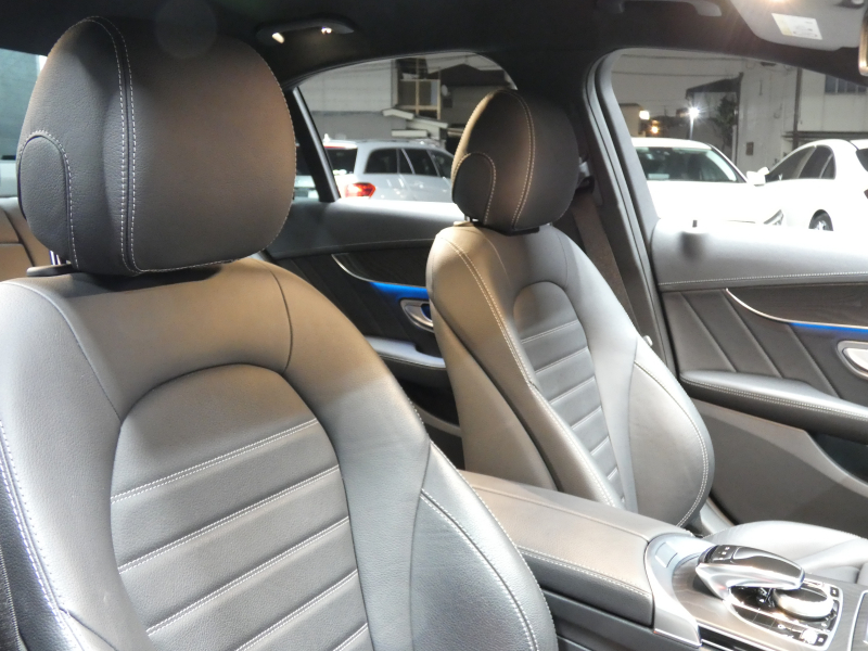メルセデスベンツ Cクラス C220d ｱﾊﾞﾝｷﾞｬﾙﾄﾞ AMGﾗｲﾝ ﾚｻﾞｰｴｸｽｸﾙｰｼﾌﾞ&ﾚｰﾀﾞｰｾｰﾌﾃｨPKG　9速AT ｷｰﾚｽｺﾞｰ 黒本革/ｼｰﾄﾋｰﾀｰ HDDﾅﾋﾞTV Bｶﾒﾗ ﾍｯﾄﾞｱｯﾌﾟD ﾄﾞﾗﾚｺ ﾊﾟﾄﾞﾙｼﾌﾄ ｴｱﾊﾞﾗﾝｽPKG 自動ﾄﾗﾝｸ LEDﾍｯﾄﾞﾗｲﾄ/自動HB AMGｴｱﾛ&18ｲﾝﾁAW　2年保証付
