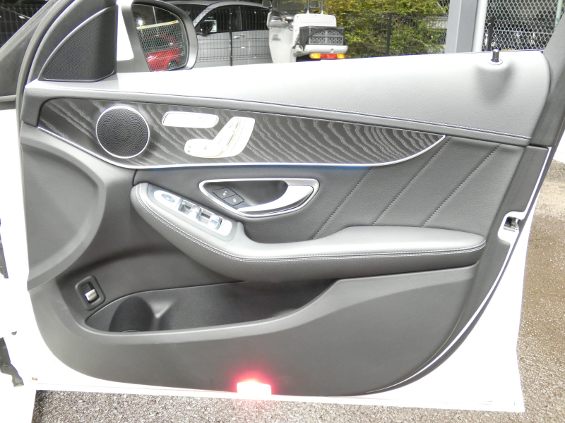 メルセデスベンツ Cクラス C220d ｱﾊﾞﾝｷﾞｬﾙﾄﾞ AMGﾗｲﾝ ﾚｻﾞｰｴｸｽｸﾙｰｼﾌﾞ&ﾚｰﾀﾞｰｾｰﾌﾃｨPKG　9速AT ｷｰﾚｽｺﾞｰ 黒本革/ｼｰﾄﾋｰﾀｰ HDDﾅﾋﾞTV Bｶﾒﾗ ﾍｯﾄﾞｱｯﾌﾟD ﾄﾞﾗﾚｺ ﾊﾟﾄﾞﾙｼﾌﾄ ｴｱﾊﾞﾗﾝｽPKG 自動ﾄﾗﾝｸ LEDﾍｯﾄﾞﾗｲﾄ/自動HB AMGｴｱﾛ&18ｲﾝﾁAW　2年保証付