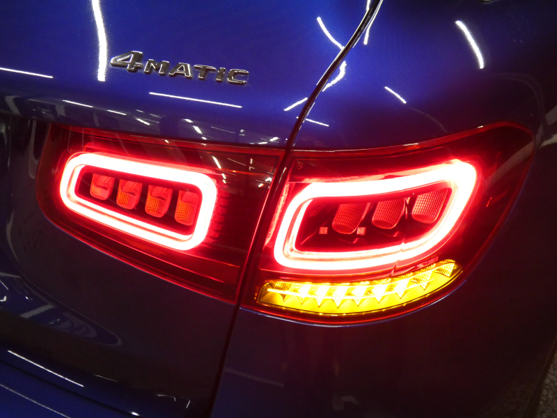 メルセデスベンツ GLC GLC220d 4MATIC AMGﾗｲﾝ ﾚｰﾀﾞｰｾｰﾌﾃｨPKG　後期 meｺﾈｸﾄ ｷｰﾚｽｺﾞｰ 黒半革ｼｰﾄ/前後ﾋｰﾀｰ ﾊﾟﾉﾗﾏSR MBUXﾅﾋﾞ 地ﾃﾞｼﾞ 360度ｶﾒﾗ 360度&ﾘｱﾄﾞﾗﾚｺ 自動ﾘｱｹﾞｰﾄ/ﾌｯﾄOP LEDﾗｲﾄ/自動HB AMGｴｱﾛ/19ｲﾝﾁAW　2年保証付