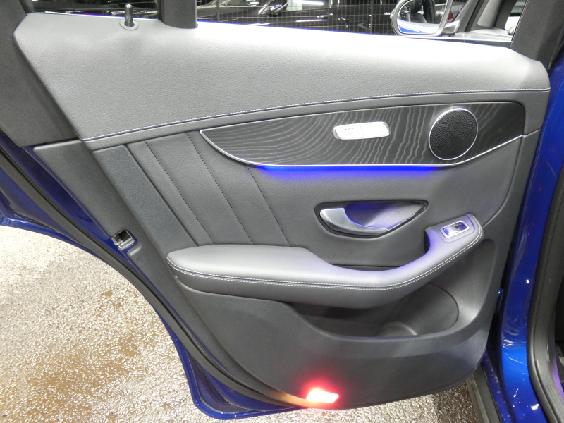 メルセデスベンツ GLC GLC220d 4MATIC AMGﾗｲﾝ ﾚｰﾀﾞｰｾｰﾌﾃｨPKG　後期 meｺﾈｸﾄ ｷｰﾚｽｺﾞｰ 黒半革ｼｰﾄ/前後ﾋｰﾀｰ ﾊﾟﾉﾗﾏSR MBUXﾅﾋﾞ 地ﾃﾞｼﾞ 360度ｶﾒﾗ 360度&ﾘｱﾄﾞﾗﾚｺ 自動ﾘｱｹﾞｰﾄ/ﾌｯﾄOP LEDﾗｲﾄ/自動HB AMGｴｱﾛ/19ｲﾝﾁAW　2年保証付