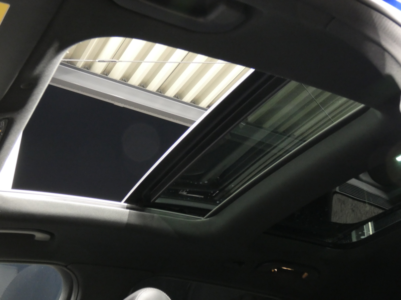 メルセデスベンツ GLC GLC220d 4MATIC AMGﾗｲﾝ ﾚｰﾀﾞｰｾｰﾌﾃｨPKG　後期 meｺﾈｸﾄ ｷｰﾚｽｺﾞｰ 黒半革ｼｰﾄ/前後ﾋｰﾀｰ ﾊﾟﾉﾗﾏSR MBUXﾅﾋﾞ 地ﾃﾞｼﾞ 360度ｶﾒﾗ 360度&ﾘｱﾄﾞﾗﾚｺ 自動ﾘｱｹﾞｰﾄ/ﾌｯﾄOP LEDﾗｲﾄ/自動HB AMGｴｱﾛ/19ｲﾝﾁAW　2年保証付