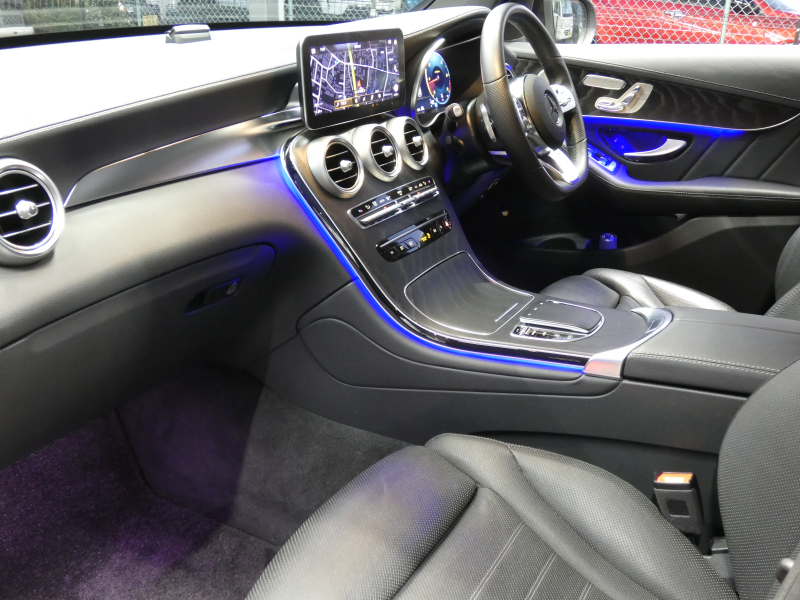 メルセデスベンツ GLC GLC220d 4MATIC AMGﾗｲﾝ ﾚｻﾞｰｴｸｽｸﾙｰｼﾌﾞ&ﾚｰﾀﾞｰｾｰﾌﾃｨPKG　後期 meｺﾈｸﾄ AMGｴｱﾛ&19AW 黒本革/ﾍﾞﾝﾁﾚｰﾀｰ/ﾏｯｻｰｼﾞ MBUXﾅﾋﾞ 地ﾃﾞｼﾞ 360度ｶﾒﾗ 前後ﾄﾞﾗﾚｺ Burmester ﾍｯﾄﾞｱｯﾌﾟD 自動ﾘｱｹﾞｰﾄ/ﾌｯﾄOP LEDﾍｯﾄﾞﾗｲﾄ　2年保証付