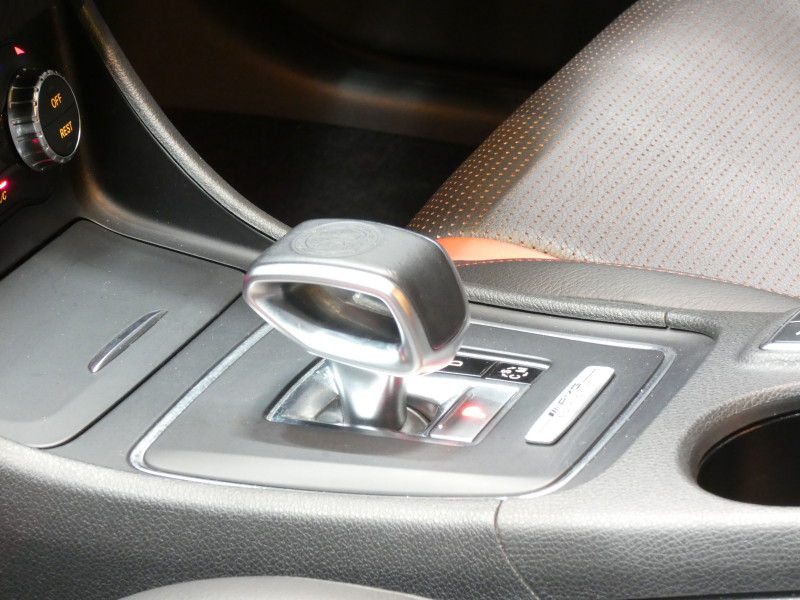 AMG Aクラス A45 AMG 4MATIC ｴﾃﾞｨｼｮﾝ1 ｾｰﾌﾃｨPKG　400台限定 専用ｴｸｽﾃﾘｱ&ｲﾝﾃﾘｱ AMGﾊﾟﾌｫｰﾏﾝｽｼｰﾄ/ｽﾃｱﾘﾝｸﾞ AMGｴｱﾛ/19ｲﾝﾁAW 強化ﾌﾞﾚｰｷ&ｻｽﾍﾟﾝｼｮﾝ HDDﾅﾋﾞ 地ﾃﾞｼﾞ Bｶﾒﾗ BTｵｰﾃﾞｨｵ ﾊﾟｰｸﾄﾛﾆｯｸ ﾃﾞｨｽﾄﾛﾆｯｸﾌﾟﾗｽ　2年保証付