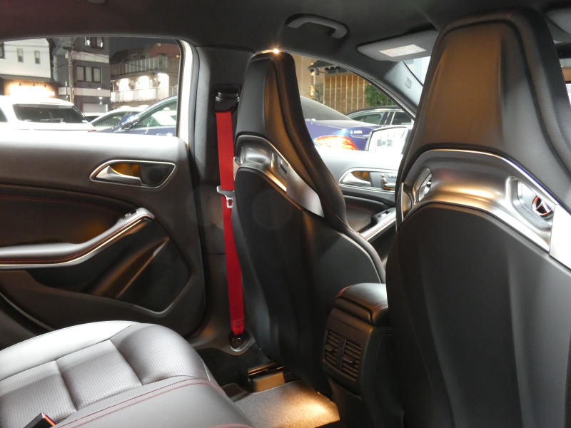 AMG Aクラス A45 AMG 4MATIC ｴﾃﾞｨｼｮﾝ1 ｾｰﾌﾃｨPKG　400台限定 専用ｴｸｽﾃﾘｱ&ｲﾝﾃﾘｱ AMGﾊﾟﾌｫｰﾏﾝｽｼｰﾄ/ｽﾃｱﾘﾝｸﾞ AMGｴｱﾛ/19ｲﾝﾁAW 強化ﾌﾞﾚｰｷ&ｻｽﾍﾟﾝｼｮﾝ HDDﾅﾋﾞ 地ﾃﾞｼﾞ Bｶﾒﾗ BTｵｰﾃﾞｨｵ ﾊﾟｰｸﾄﾛﾆｯｸ ﾃﾞｨｽﾄﾛﾆｯｸﾌﾟﾗｽ　2年保証付