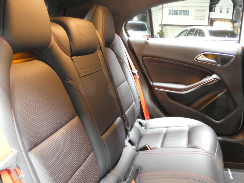 AMG Aクラス A45 AMG 4MATIC ｴﾃﾞｨｼｮﾝ1 ｾｰﾌﾃｨPKG　400台限定 専用ｴｸｽﾃﾘｱ&ｲﾝﾃﾘｱ AMGﾊﾟﾌｫｰﾏﾝｽｼｰﾄ/ｽﾃｱﾘﾝｸﾞ AMGｴｱﾛ/19ｲﾝﾁAW 強化ﾌﾞﾚｰｷ&ｻｽﾍﾟﾝｼｮﾝ HDDﾅﾋﾞ 地ﾃﾞｼﾞ Bｶﾒﾗ BTｵｰﾃﾞｨｵ ﾊﾟｰｸﾄﾛﾆｯｸ ﾃﾞｨｽﾄﾛﾆｯｸﾌﾟﾗｽ　2年保証付