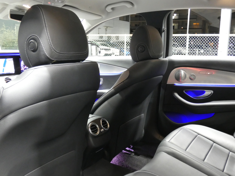 メルセデスベンツ Eクラス E200 ｱﾊﾞﾝｷﾞｬﾙﾄﾞ ｴｸｽｸﾙｰｼﾌﾞ&ﾚｰﾀﾞｰｾｰﾌﾃｨPKG　中期 BSG搭載 meｺﾈｸﾄ 黒本革ｼｰﾄ/前後ﾋｰﾀｰ 純正ﾅﾋﾞ 地ﾃﾞｼﾞ AppleCarPlay 360度ｶﾒﾗ 前後ﾄﾞﾗﾚｺ Burmester ﾍｯﾄﾞｱｯﾌﾟD ｴｱﾊﾞﾗﾝｽPKG 自動開閉ﾄﾗﾝｸ LEDﾗｲﾄ　2年保証付