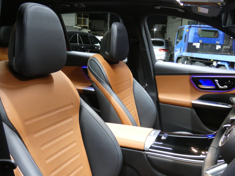 メルセデスベンツ GLC GLC220d 4MATIC AMGﾗｲﾝ&AMGﾚｻﾞｰｴｸｽｸﾙｰｼﾌﾞ&ﾄﾞﾗｲﾊﾞｰｽﾞPKG　ISG搭載 1ｵｰﾅｰ ﾌﾞﾗｳﾝ/ﾌﾞﾗｯｸ革 ﾊﾟﾉﾗﾏSR MBUXﾅﾋﾞ Aｶｰﾌﾟﾚｲ 地ﾃﾞｼﾞ 360度ｶﾒﾗ Burmester ﾍｯﾄﾞｱｯﾌﾟD ﾘｱｱｸｽﾙｽﾃｱﾘﾝｸﾞ 自動ﾘｱｹﾞｰﾄ /ﾌｯﾄOP　2年保証付