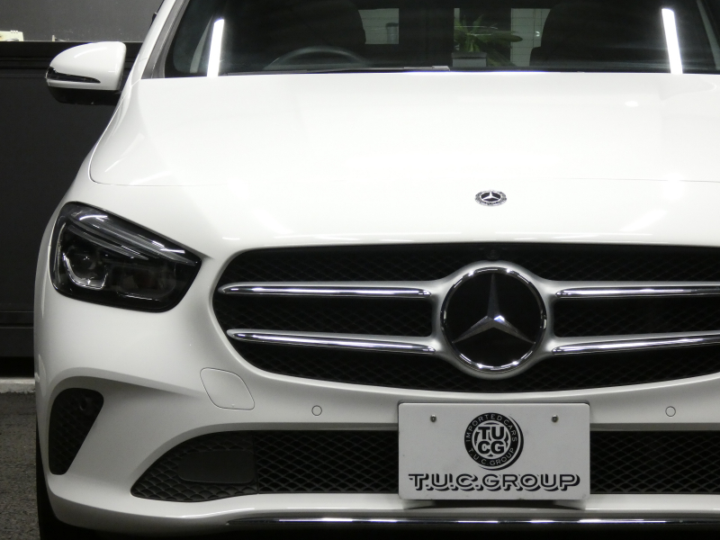 メルセデスベンツ Bクラス B180 ﾚｻﾞｰｴｸｽｸﾙｰｼﾌﾞ&ｱﾄﾞﾊﾞﾝｽﾄﾞ&ﾅﾋﾞｹﾞｰｼｮﾝ&ﾚｰﾀﾞｰｾｰﾌﾃｨPKG　meｺﾈｸﾄ ｷｰﾚｽｺﾞｰ 黒本革ｼｰﾄ/ﾋｰﾀｰ ﾊﾟﾉﾗﾏｻﾝﾙｰﾌ MBUXﾅﾋﾞ 地ﾃﾞｼﾞ 360度ｶﾒﾗ ｱﾄﾞﾊﾞﾝｽﾄﾞｻｳﾝﾄﾞ 360度ﾄﾞﾗﾚｺ 自動ﾘｱｹﾞｰﾄ LEDﾗｲﾄ　2年保証付