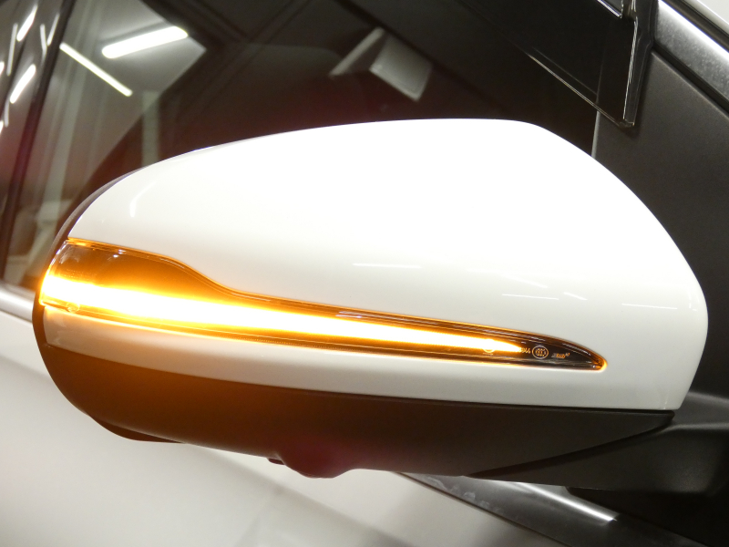 メルセデスベンツ Bクラス B180 ﾚｻﾞｰｴｸｽｸﾙｰｼﾌﾞ&ｱﾄﾞﾊﾞﾝｽﾄﾞ&ﾅﾋﾞｹﾞｰｼｮﾝ&ﾚｰﾀﾞｰｾｰﾌﾃｨPKG　meｺﾈｸﾄ ｷｰﾚｽｺﾞｰ 黒本革ｼｰﾄ/ﾋｰﾀｰ ﾊﾟﾉﾗﾏｻﾝﾙｰﾌ MBUXﾅﾋﾞ 地ﾃﾞｼﾞ 360度ｶﾒﾗ ｱﾄﾞﾊﾞﾝｽﾄﾞｻｳﾝﾄﾞ 360度ﾄﾞﾗﾚｺ 自動ﾘｱｹﾞｰﾄ LEDﾗｲﾄ　2年保証付