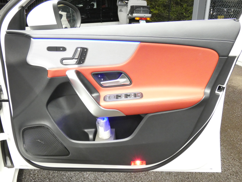 AMG Aクラス A35 4MATIC AMGｱﾄﾞﾊﾞﾝｽﾄﾞ&ﾅﾋﾞｹﾞｰｼｮﾝ&ﾚｰﾀﾞｰｾｰﾌﾃｨPKG　meｺﾈｸﾄ AMGｴｱﾛ 18ｲﾝﾁAW 赤黒革/ﾋｰﾀｰ ﾊﾟﾉﾗﾏｻﾝﾙｰﾌ MBUXﾅﾋﾞ 地ﾃﾞｼﾞ 360度ｶﾒﾗ ﾍｯﾄﾞｱｯﾌﾟD ｱﾄﾞﾊﾞﾝｽﾄﾞｻｳﾝﾄﾞ 純正F&Rﾄﾞﾗﾚｺ LEDﾍｯﾄﾞﾗｲﾄ　2年保証付