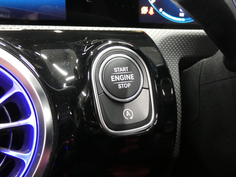 AMG Aクラス A35 4MATIC AMGｱﾄﾞﾊﾞﾝｽﾄﾞ&ﾅﾋﾞｹﾞｰｼｮﾝ&ﾚｰﾀﾞｰｾｰﾌﾃｨPKG　meｺﾈｸﾄ AMGｴｱﾛ 18ｲﾝﾁAW 赤黒革/ﾋｰﾀｰ ﾊﾟﾉﾗﾏｻﾝﾙｰﾌ MBUXﾅﾋﾞ 地ﾃﾞｼﾞ 360度ｶﾒﾗ ﾍｯﾄﾞｱｯﾌﾟD ｱﾄﾞﾊﾞﾝｽﾄﾞｻｳﾝﾄﾞ 純正F&Rﾄﾞﾗﾚｺ LEDﾍｯﾄﾞﾗｲﾄ　2年保証付