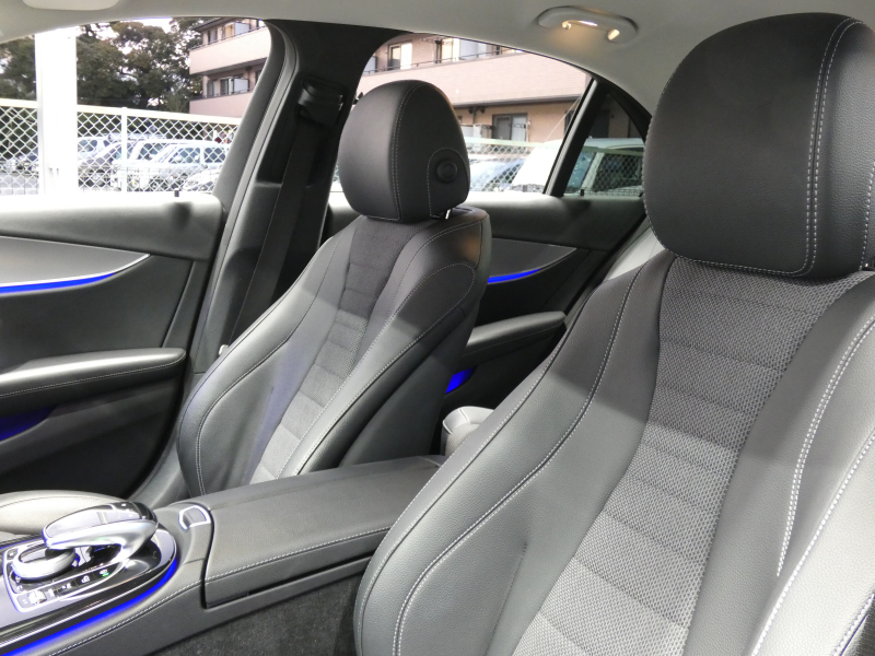 メルセデスベンツ Eクラス E200 4MATIC ｱﾊﾞﾝｷﾞｬﾙﾄﾞ ﾚｰﾀﾞｰｾｰﾌﾃｨPKG　ﾊﾟﾅﾒﾘｶｰﾅｸﾞﾘﾙ ｷｰﾚｽｺﾞｰ 黒半革ｼｰﾄ/ﾋｰﾀｰ HDDﾅﾋﾞ 地ﾃﾞｼﾞ 360度ｶﾒﾗ AppleCarPlay 前後ﾄﾞﾗﾚｺ ﾀﾞｲﾅﾐｯｸｾﾚｸﾄ ﾊﾟﾄﾞﾙｼﾌﾄ LEDﾍｯﾄﾞﾗｲﾄ 純正17ｲﾝﾁAW　2年保証付
