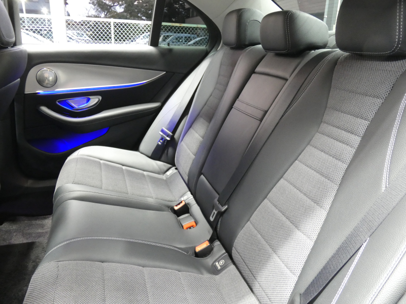メルセデスベンツ Eクラス E200 4MATIC ｱﾊﾞﾝｷﾞｬﾙﾄﾞ ﾚｰﾀﾞｰｾｰﾌﾃｨPKG　ﾊﾟﾅﾒﾘｶｰﾅｸﾞﾘﾙ ｷｰﾚｽｺﾞｰ 黒半革ｼｰﾄ/ﾋｰﾀｰ HDDﾅﾋﾞ 地ﾃﾞｼﾞ 360度ｶﾒﾗ AppleCarPlay 前後ﾄﾞﾗﾚｺ ﾀﾞｲﾅﾐｯｸｾﾚｸﾄ ﾊﾟﾄﾞﾙｼﾌﾄ LEDﾍｯﾄﾞﾗｲﾄ 純正17ｲﾝﾁAW　2年保証付