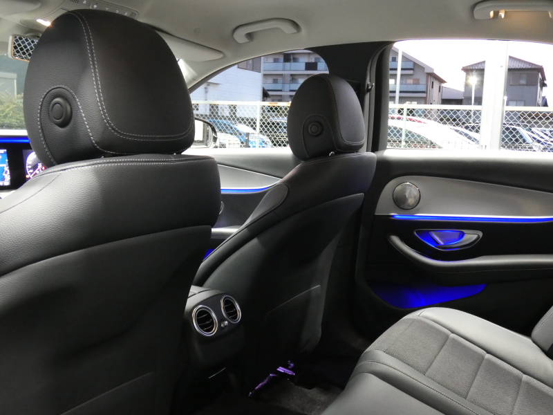 メルセデスベンツ Eクラス E200 4MATIC ｱﾊﾞﾝｷﾞｬﾙﾄﾞ ﾚｰﾀﾞｰｾｰﾌﾃｨPKG　ﾊﾟﾅﾒﾘｶｰﾅｸﾞﾘﾙ ｷｰﾚｽｺﾞｰ 黒半革ｼｰﾄ/ﾋｰﾀｰ HDDﾅﾋﾞ 地ﾃﾞｼﾞ 360度ｶﾒﾗ AppleCarPlay 前後ﾄﾞﾗﾚｺ ﾀﾞｲﾅﾐｯｸｾﾚｸﾄ ﾊﾟﾄﾞﾙｼﾌﾄ LEDﾍｯﾄﾞﾗｲﾄ 純正17ｲﾝﾁAW　2年保証付