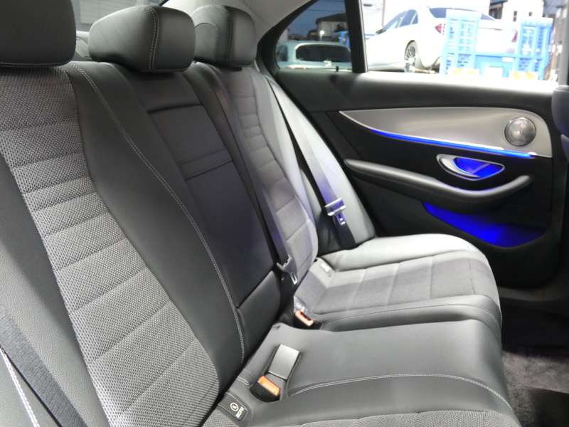 メルセデスベンツ Eクラス E200 4MATIC ｱﾊﾞﾝｷﾞｬﾙﾄﾞ ﾚｰﾀﾞｰｾｰﾌﾃｨPKG　ﾊﾟﾅﾒﾘｶｰﾅｸﾞﾘﾙ ｷｰﾚｽｺﾞｰ 黒半革ｼｰﾄ/ﾋｰﾀｰ HDDﾅﾋﾞ 地ﾃﾞｼﾞ 360度ｶﾒﾗ AppleCarPlay 前後ﾄﾞﾗﾚｺ ﾀﾞｲﾅﾐｯｸｾﾚｸﾄ ﾊﾟﾄﾞﾙｼﾌﾄ LEDﾍｯﾄﾞﾗｲﾄ 純正17ｲﾝﾁAW　2年保証付
